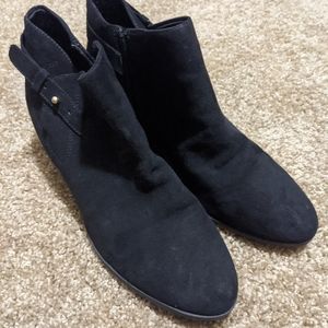 Old Navy booties